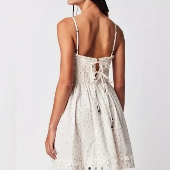 Cream Floral Smocked Dress - Picture 3 of 5